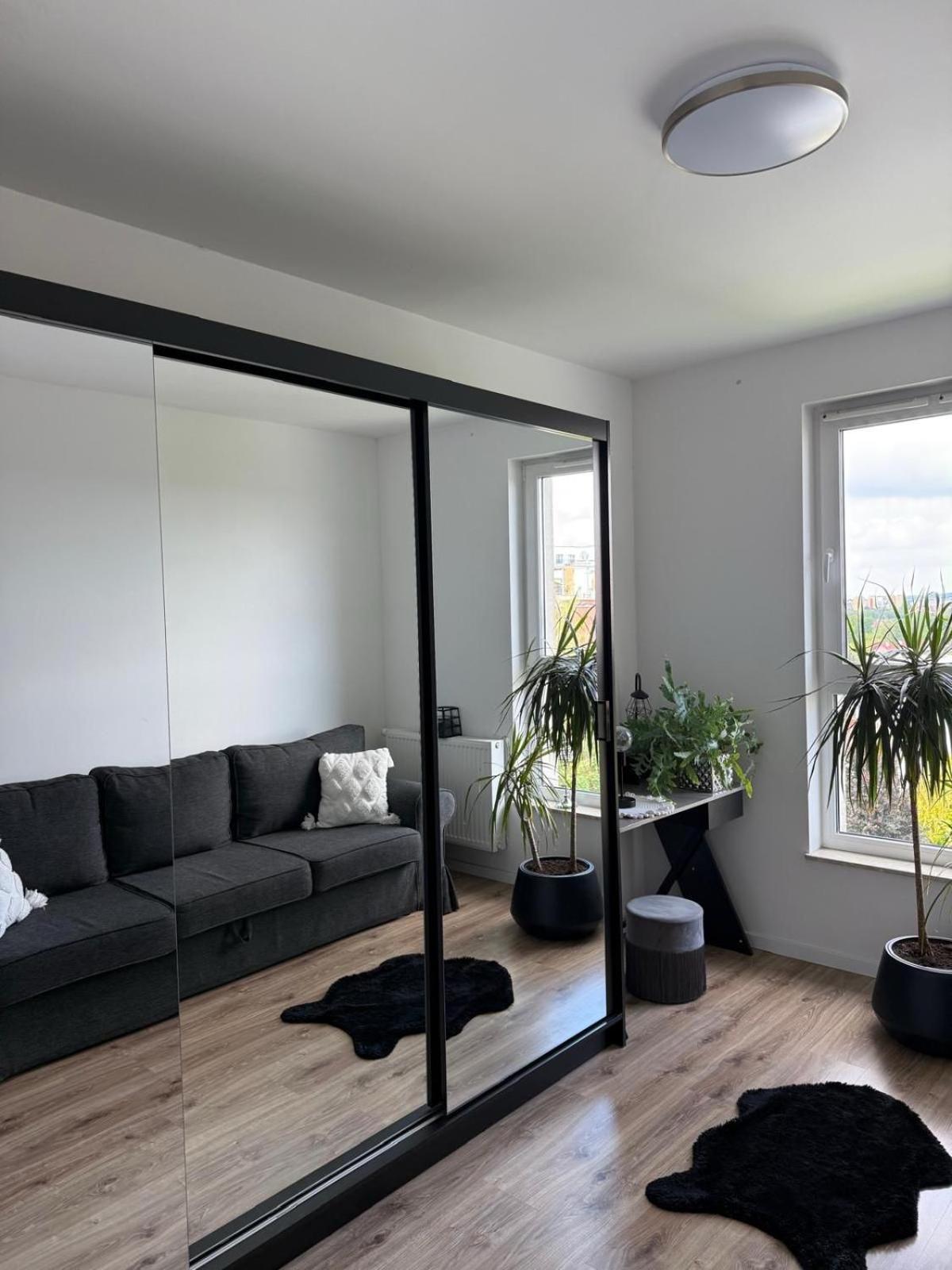Apartment Center *